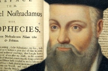 Sinh thời, Nostradamus tiên tri rằng: “Trận chiến hải quân ban đêm sẽ chiến thắng, Cháy trên những con tàu đến vùng phương Tây bị tàn phá: Mưu kế mới, con tàu lớn màu sắc, Những người bị đánh bại tức giận, và chiến thắng trong mưa bụi”.