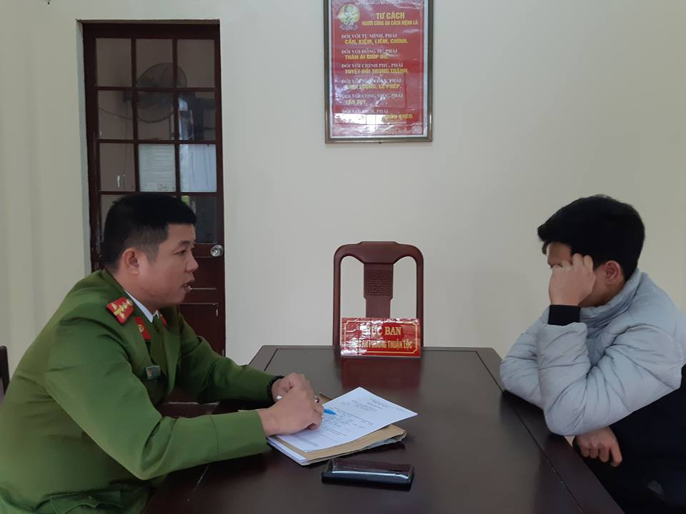 Den nha nguoi yeu, nam thanh nien tien tay “khoang” luon tai san