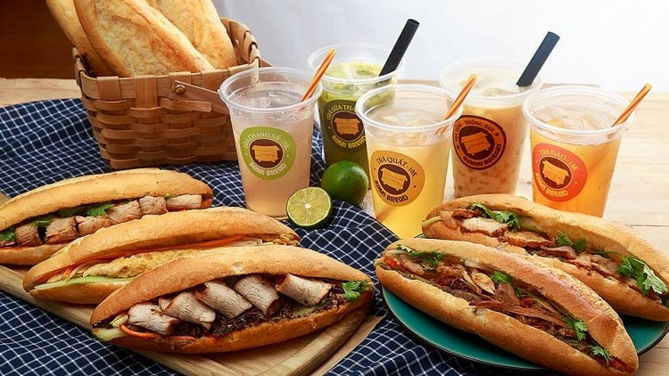 Bánh mì Hội An được thực khách quốc tế đánh giá cao, bao gồm cả đầu bếp nổi tiếng Anthony Bourdain hết lời khen ngợi.