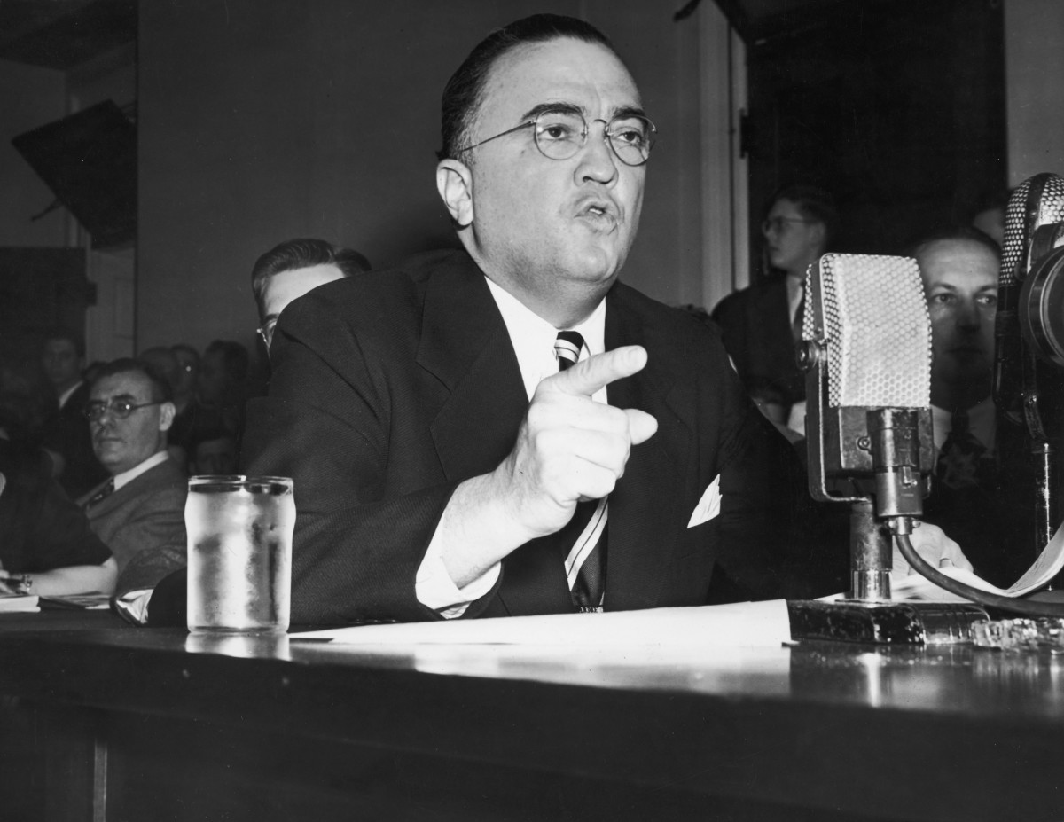 John Edgar Hoover là Giám đốc đầu tiên của Cục Điều tra Liên bang Mỹ (FBI). Ông sinh đúng vào ngày Tết dương lịch - ngày 1/1/1895.