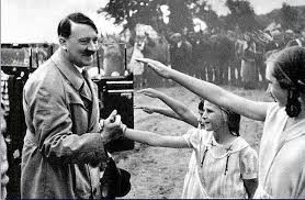 Với tham vọng thống trị thế giới, Đức quốc xã dưới thời trùm phát xít Hitler đã thực hiện chương trình ưu sinh Lebensborn nhằm tạo ra "chủng tộc thượng đẳng" Aryan.