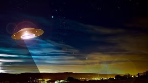 Về sau, UFO đột ngột biến mất như khi xuất hiện. Sự việc này đã trở thành chủ đề thu hút sự quan tâm của dư luận.