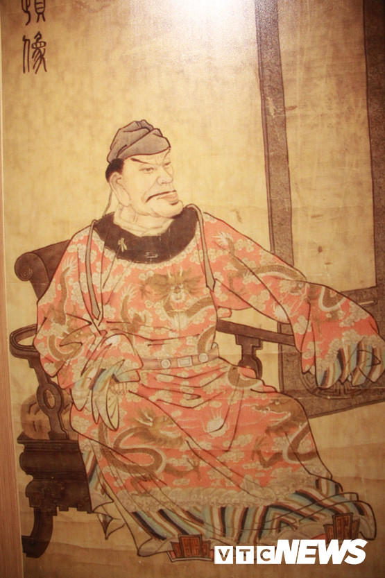 Bi an lang mo vi dai nhat TG, chua hang ngan tan bau vat-Hinh-3