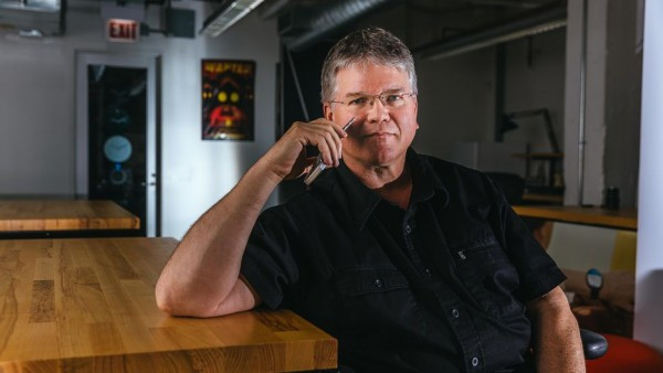 Paul Pierce là người đứng đầu đội ngũ thiết kế của Razr.