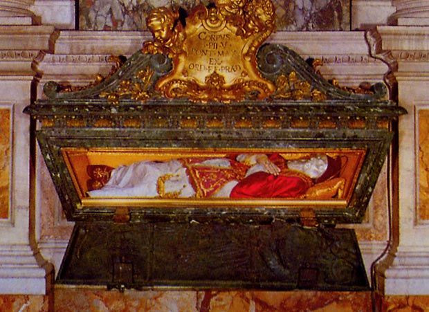 Vào năm 1572, Giáo hoàng Pius V qua đời. Sự ra đi của Giáo hoàng Pius V là sự mất mát to lớn đối với Giáo hội Công giáo cũng như dân chúng.