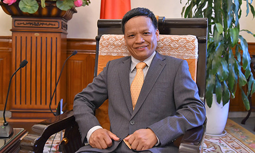 Dau an nguoi Viet o Lien Hop Quoc: Vi Dai su tai nang