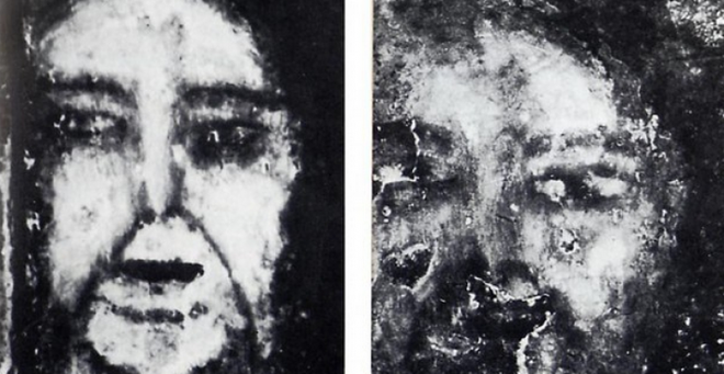 Ban đầu, bà Pereira phát hiện có những vết ố trên sàn nhà. Điều kỳ lạ là những vết ố trên liên tục chạy dài và cuối cùng trở nên rõ nét với một khuôn mặt kỳ dị.