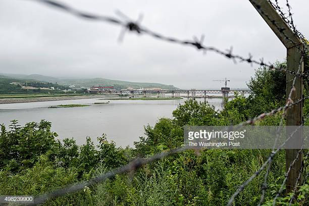 Cây cầu này được xây dựng nhằm kết nối thành phố Nanyang của Triều Tiên với thành phố Tumen, thuộc khu tự trị Diên Biên, tỉnh Cát Lâm của Trung Quốc.