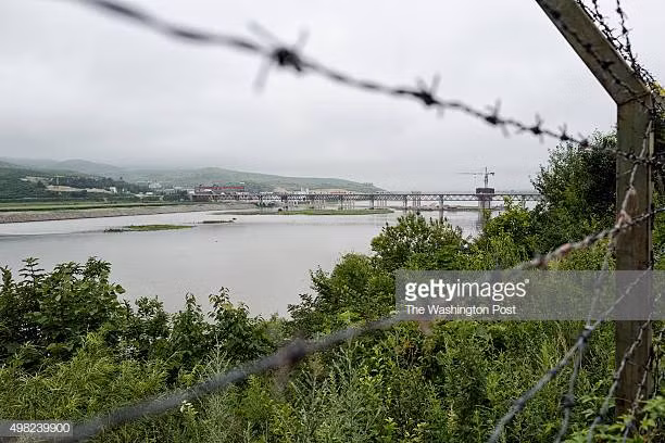 Cây cầu này được xây dựng nhằm kết nối thành phố Nanyang của Triều Tiên với thành phố Tumen, thuộc khu tự trị Diên Biên, tỉnh Cát Lâm của Trung Quốc.