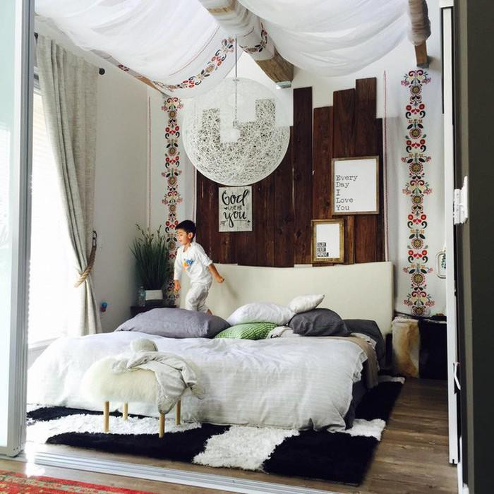 Phòng ngủ gần gũi với thiên nhiên, hướng tới không gian tự do, phóng khoáng.