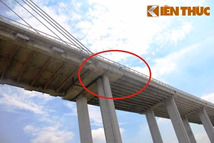 Trước sự việc nói trên, lãnh đạo TP HCM đã chỉ đạo điều tra, xử lý nghiêm những kẻ tung tin đồn nhảm gây bất an dư luận. “Chúng tôi khẳng định, so với bảng thiết kế và quá trình kiểm tra thực tế cây cầu Phú Mỹ sau hơn 6 năm đưa vào sử dụng, khoảng hở này vẫn không thay đổi và cầu Phú Mỹ vẫn an toàn tuyệt đối; hơn 100 năm sau vẫn không có vấn đề gì xảy ra”, ông Vũ Văn Thủ, Phó Tổng Giám đốc công ty BOT cầu Phú Mỹ cho biết.