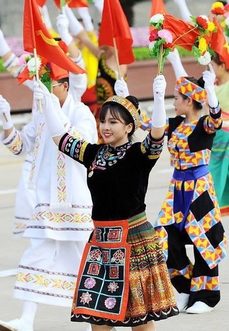 9X truong Nghe thuat quan doi duoc ca tram nghin nguoi thich