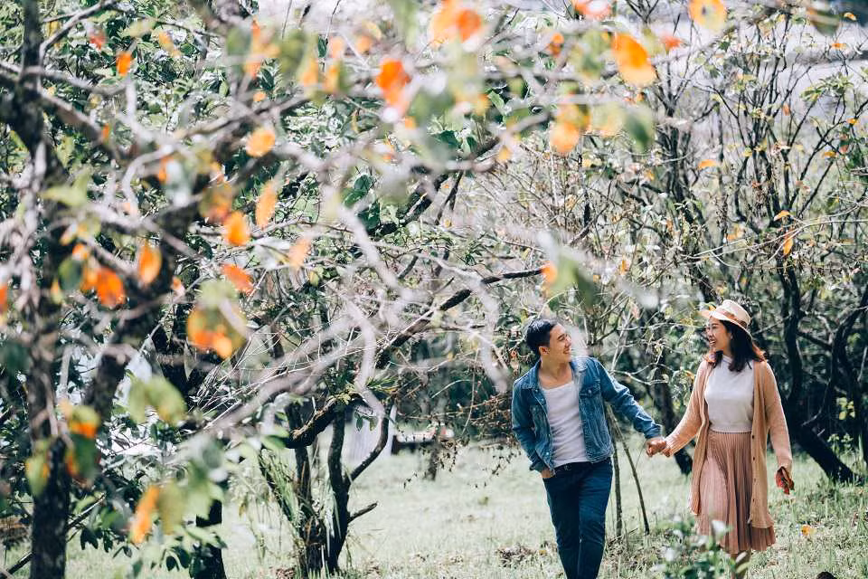 Trong chuyến đi đó hai bạn đã đi bộ khắp mọi ngóc ngách của Đài Bắc chỉ để Thu Trang uống món trà sữa yêu thích. 'Sau chuyến đi mình cũng bị nghiện lây đồ uống này dù trước đó không hề thích chút nào' - Xuân Tiến chia sẻ thêm.