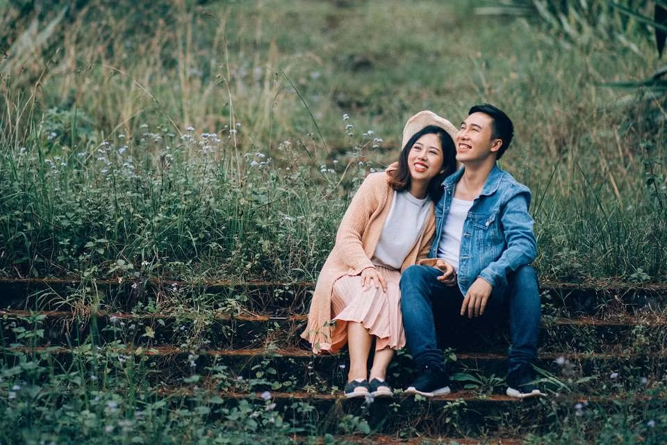 'Sau đó 2 tháng mình rất bất ngờ khi thấy Trang có mặt trong chuyến đi Hàn Quốc mà mình cũng tham gia. Nhưng cả hai đều không ai có ý định chủ động kết bạn hay trò chuyện' - Xuân Tiến chia sẻ.