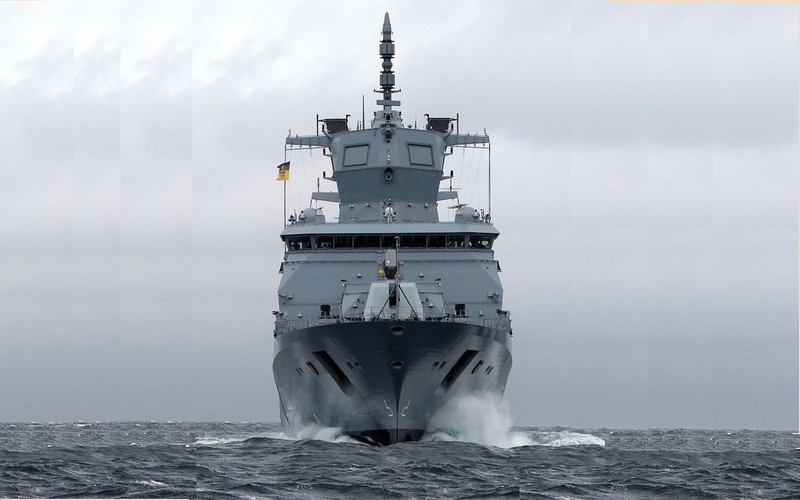 Tuy nhiên khi cần thiết thì F125 có thể nhanh chóng tích hợp đầy đủ sức mạnh, việc hải quân Đức đã biên chế chiếc thứ hai và chuẩn bị tiếp nhận tàu thứ ba theo đánh giá sẽ giúp họ khống chế toàn bộ biển Baltic và đẩy Hải quân Nga vào thế bị động.