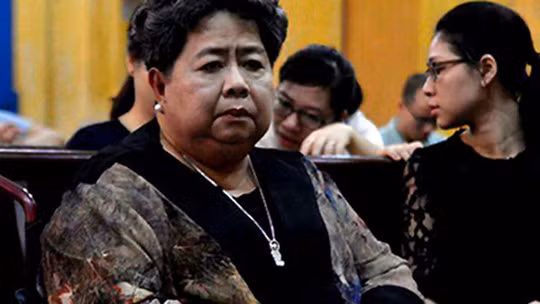 Bà Hứa Thị Phấn.