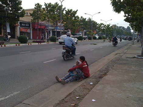 Nhung chieu gia dang benh hoan de xin tien o Bien Hoa-Hinh-2