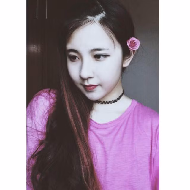 Bùi Khánh Hà là cô gái được đánh giá có vẻ đẹp giống diễn viên Hàn Quốc.