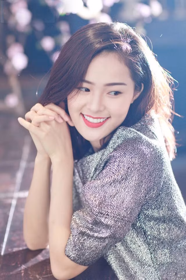 Phạm Hạ Vi, cô gái xinh đẹp được đánh giá là có khuôn mặt và khí chất gần giống Phạm Băng Băng, Tôn Lệ, Dương Mịch.