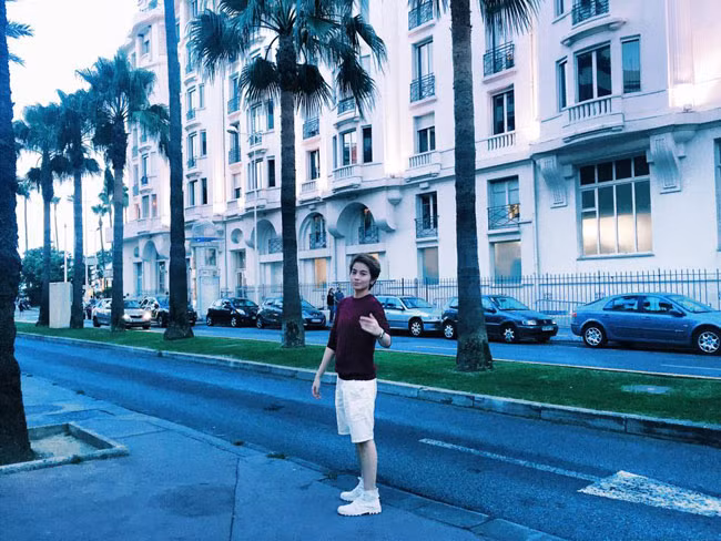 Gil Lê nam tính, luôn là chỗ dựa vững chắc cho cô nàng Chi Pu.