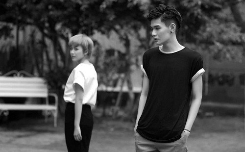 Hình ảnh hậu trường của cặp đôi với nhiều cung bậc cảm xúc, từ niềm vui, hạnh phúc, đến nỗi đau giẳng xé khi phải rời xa nhau sau cuộc tình thất bại.