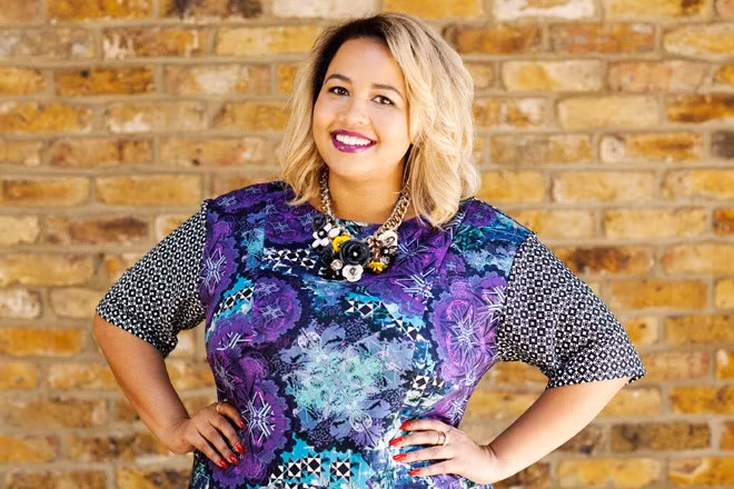 Mở blog thời trang từ năm 2008 chỉ để chia sẻ quan điểm ăn mặc cá nhân, Gabi nhận được sự ủng hộ của hàng nghìn độc giả cùng sở hữu ngoại hình tròn trịa như mình. Đây chính là động lực để fashionista nổi tiếng trong cộng đồng hot blogger nước Mỹ ngày càng chuyên nghiệp hơn trong nội dung bài viết và hình ảnh mix &amp; match, các bí quyết ăn mặc sexy cho người béo.