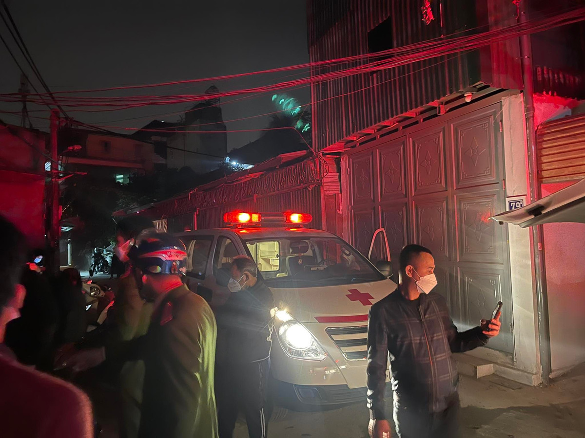 Đây là ngôi nhà thuê trọ của vợ chồng anh Phạm Huy H. (SN 1994) và chị Trần Thị T. (SN 1994), cùng trú tại xã Phú Lãi, huyện Yên Thủy, tỉnh Hòa Bình; tạm trú tại địa chỉ trên. 