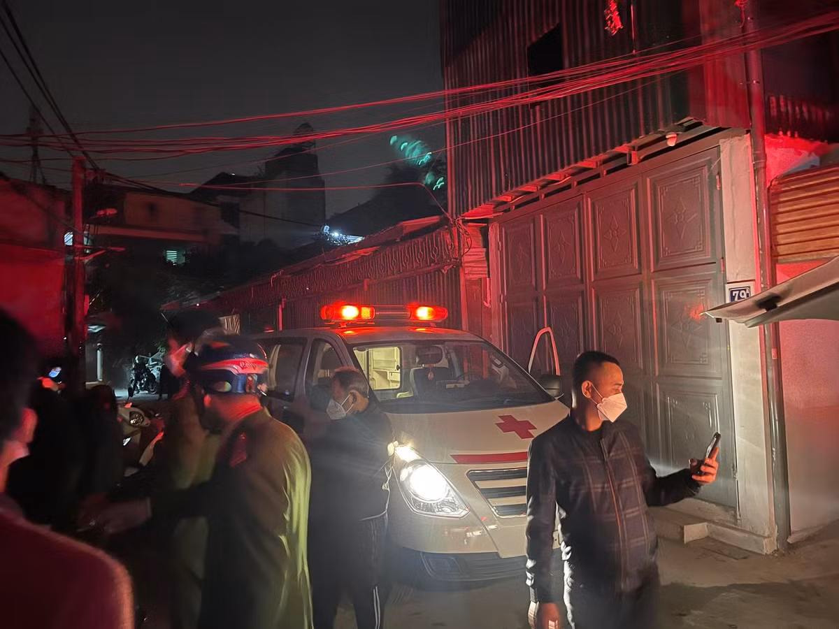 Đây là ngôi nhà thuê trọ của vợ chồng anh Phạm Huy H. (SN 1994) và chị Trần Thị T. (SN 1994), cùng trú tại xã Phú Lãi, huyện Yên Thủy, tỉnh Hòa Bình; tạm trú tại địa chỉ trên. 