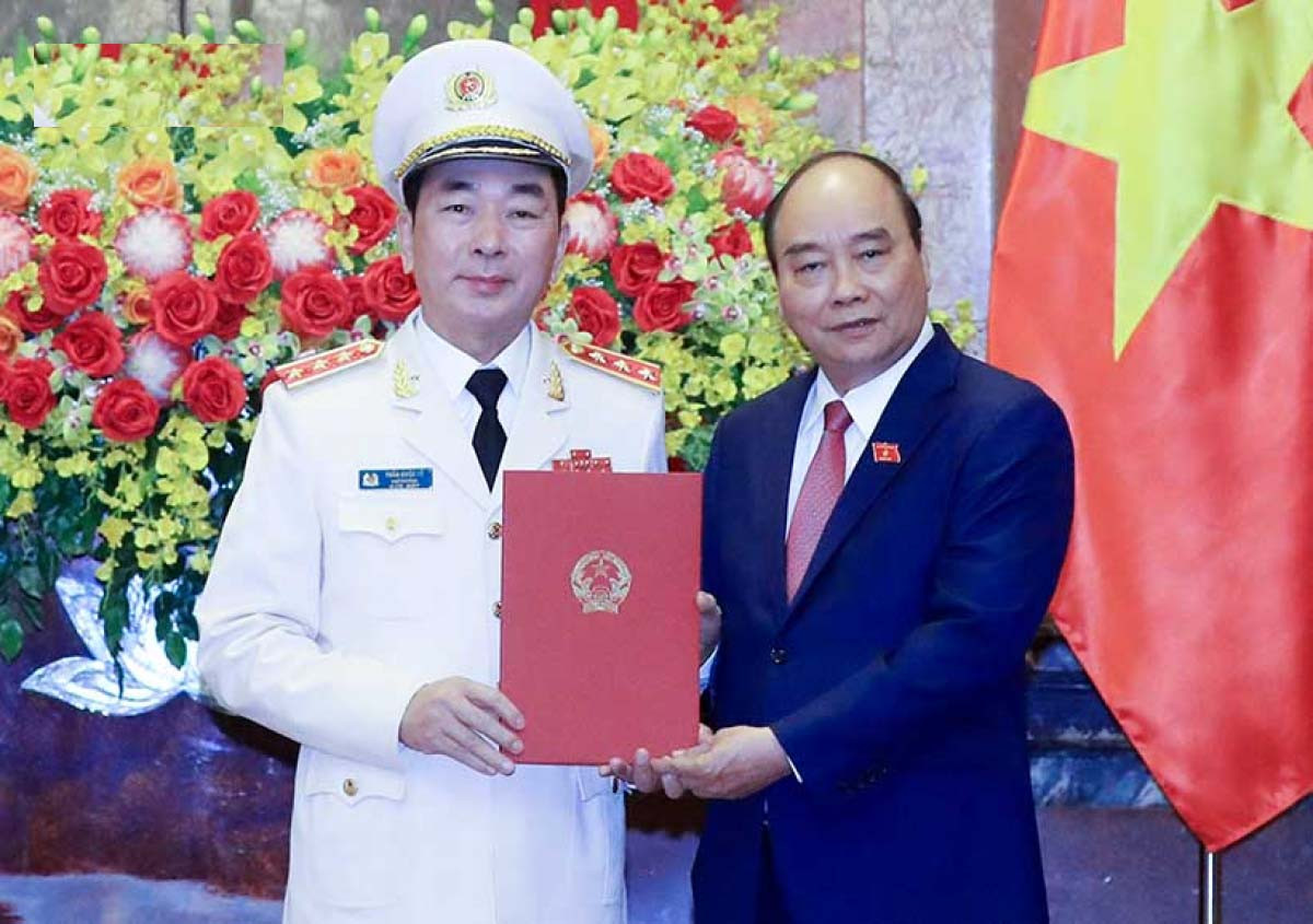 Chủ tịch nước Nguyễn Xuân Phúc nêu rõ việc Đảng, Nhà nước thăng cấp bậc hàm thượng tướng đối với thứ trưởng Trần Quốc Tỏ và Lương Tam Quang thể hiện sự tin tưởng, quan tâm sâu sắc của Đảng, Nhà nước và nhân dân đối với lực lượng vũ trang. Đồng thời ghi nhận, đánh giá cao những đóng góp quan trọng của các thứ trưởng đối với sự nghiệp xây dựng và phát triển lực lượng Công an nhân dân cũng như trong công cuộc xây dựng và bảo vệ Tổ quốc.