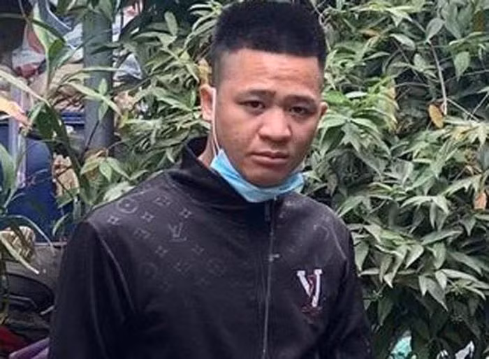  Đột nhập nhà dân lấy trộm tiền và dây chuyền: Nguyễn Văn Lâm (SN 2001, trú huyện Mê Linh, Hà Nội) đã đột nhập vào nhà anh L.V.H trú tại huyện Mê Linh lấy trộm 2 điện thoại di động, 1 sợi dây chuyền bạc, 1,3 triệu đồng và một số tài sản khác. Ngày 6/1, Công an huyện Mê Linh cho biết đã khởi tố bị can Lâm để điều tra, làm rõ.