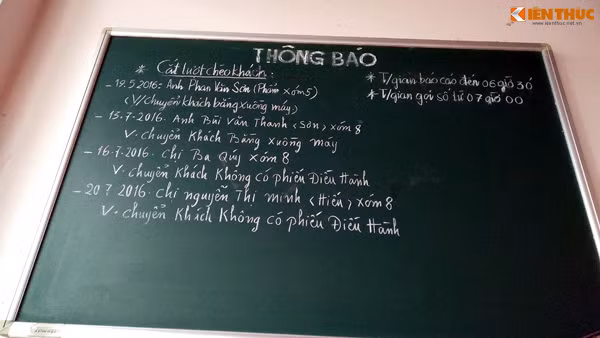 Trường hợp lái đò nào vi phạm quy định, không đủ điều kiện đảm bảo an toàn đón đưa khách, ban tổ chức sẽ gạch tên, loại bỏ và ghi rõ ràng lên bảng thông báo.