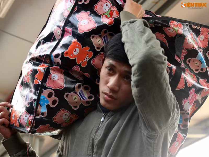 Cũng theo ông Hùng, dự kiến từ ngày 25/1, lượng hành khách có thể tăng hơn chút ít.