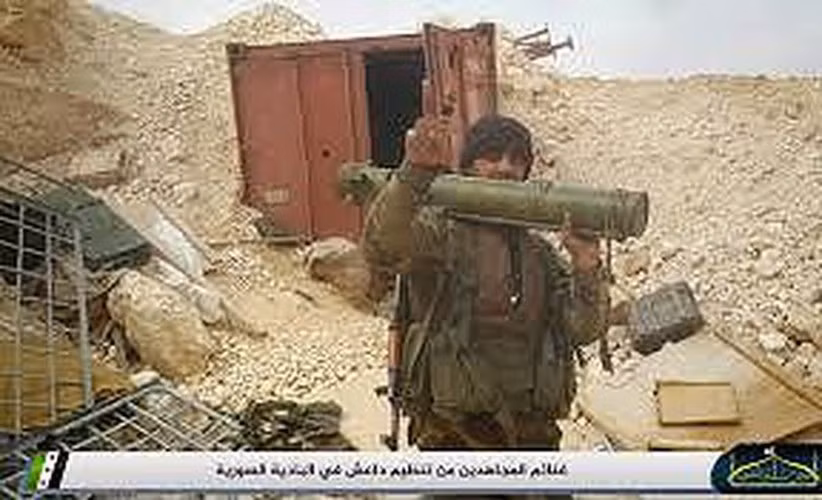 Đây là loại vũ khí do đặc nhiệm Nga sử dụng tại chiến trường này, tuy vậy việc liên tục xuất hiện trong tay các phiến quân gây nên những đồn đoán về nguồn gốc của chúng.