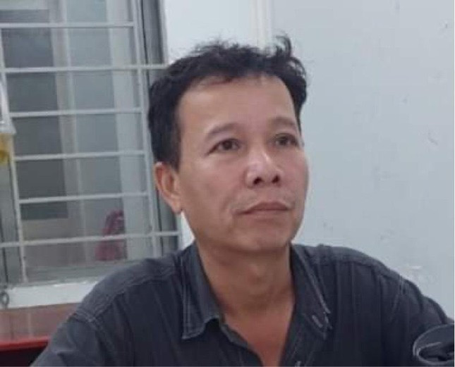  Nghi phạm trộm trang thiết bị ở nhiều Trung tâm Y tế sa lưới: Công an huyện Đức Huệ (Long An) đang tạm giữ hình sự Dương Minh Toàn (45 tuổi, TPHCM) để điều tra về hành vi trộm cắp trang thiết bị y tế. Trước đó, Toàn đột nhập vào Trung tâm Y tế huyện Đức Huệ, lấy 2 bộ tấm nhận ảnh (IP), hộp đựng tấm nhận ảnh X quang (IP Cassette) trị giá hơn 50 triệu đồng rồi mang ra ngoài để bán. Tại CQĐT, Toàn cho biết, ngoài vụ việc vừa nêu thì đã thực hiện trót lọt 3 vụ trộm khác tại Trung tâm Y tế một số huyện, thị xã ở tỉnh Bình Dương.