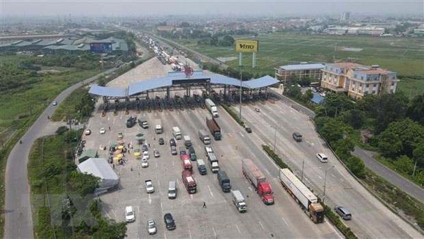 Vi sao de xuat bo ve thang, ve quy tren cao toc Phap Van - Cau Gie?