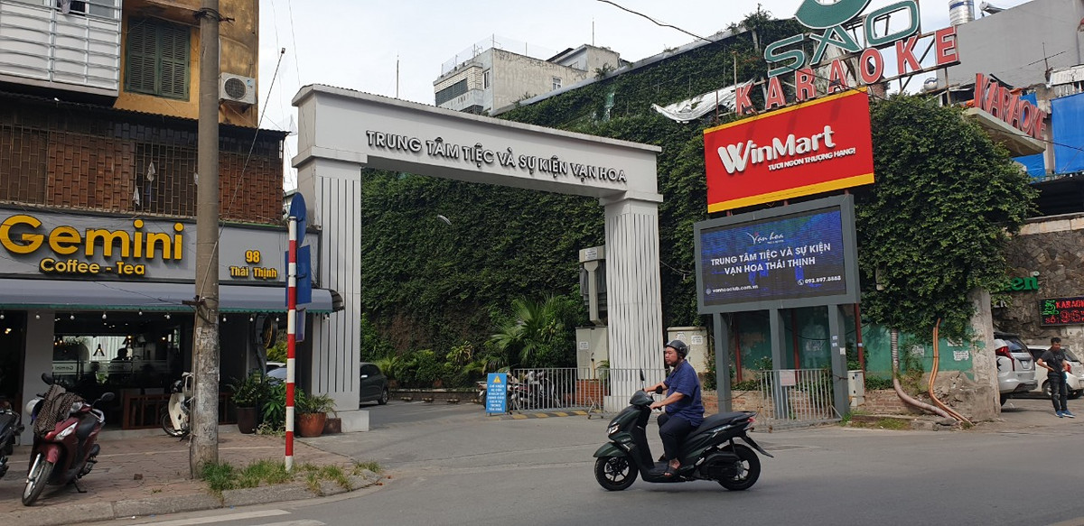 Ha Noi: Trung tam tiec cuoi Van Hoa nam tren dat quy hoach truong mam non