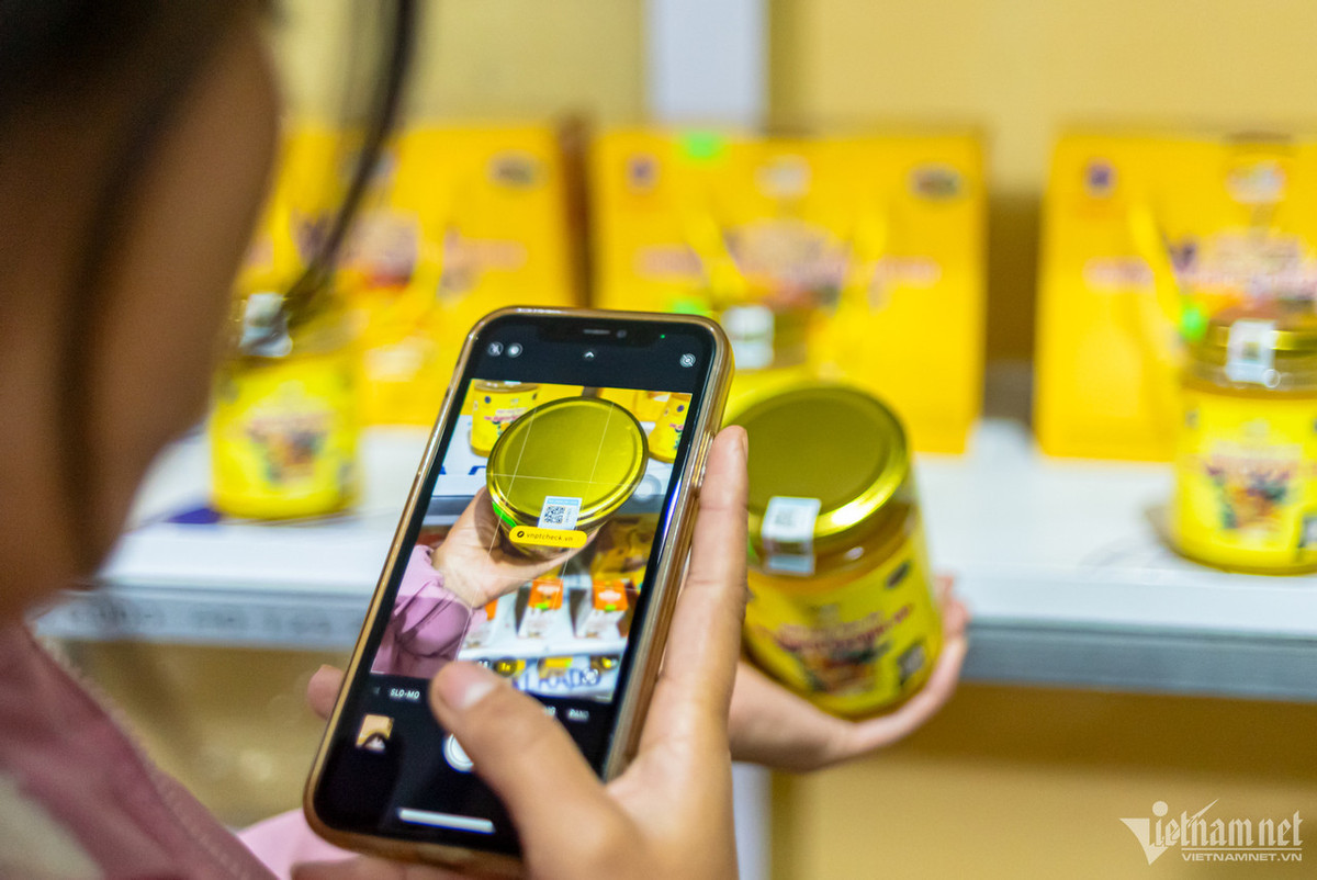 Năm 2013, mật ong bạc hà của Hà Giang đã được Cục Sở hữu trí tuệ thuộc Bộ Khoa học và Công nghệ cấp Chứng nhận Chỉ dẫn địa lý. Hiện nay mật ong bạc hà đã là một trong các sản phẩm OCOP đặc thù của tỉnh Hà Giang.