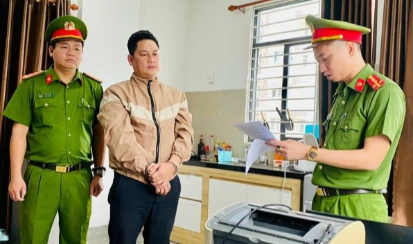 Thủ đoạn của Vietnam Capital khiến hàng ngàn người “sập bẫy“ - Hình 2 Thu doan cua Vietnam Capital khien hang ngan nguoi “sap bay“-Hinh-2