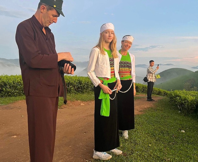 Doi che Long Coc- Ha Long cua vung Tay Bac-Hinh-2