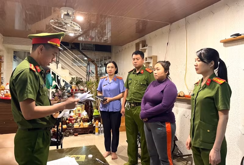 50 cong ty “ma” xuat khong hoa don 2.000 ty: Bao nhieu DN lien quan?