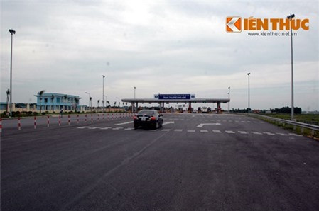 Đường cao tốc Nội Bài - Lào Cai sẽ được Cục Cảnh sát giao thông, Bộ Công An lắp thí điểm hàng chục "mắt thần".