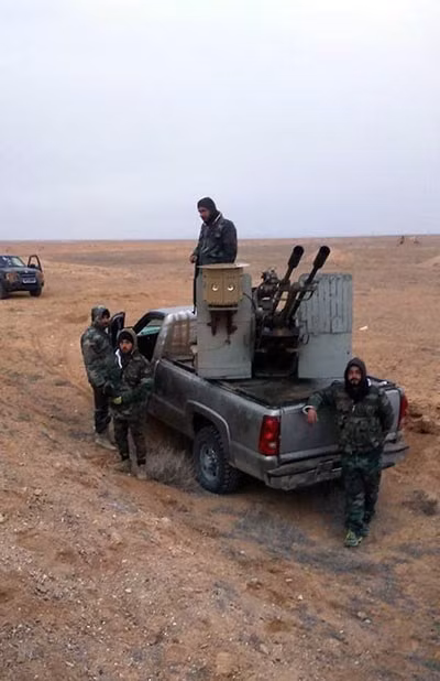 Nếu để mất căn cứ T4, đó sẽ là thất bại lớn với Quân đội Syria và Nga sau trận thua chóng vánh ở Palmyra. Nguồn ảnh: Fars