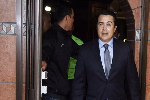 Em trai tong thong Honduras buon lau 185.000 kg ma tuy vao My