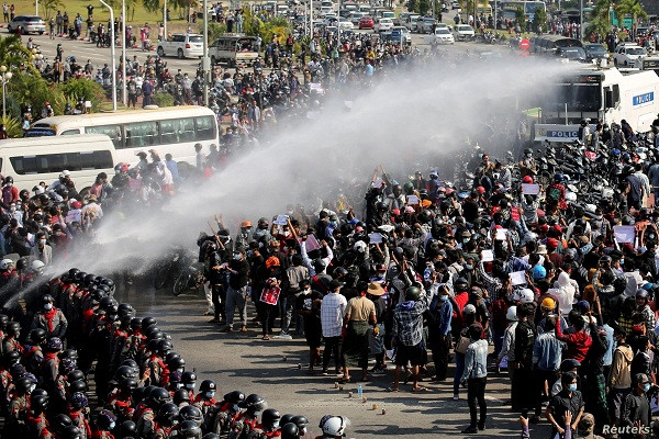 Viet Nam rat quan ngai ve tinh trang bao luc va thuong vong o Myanmar