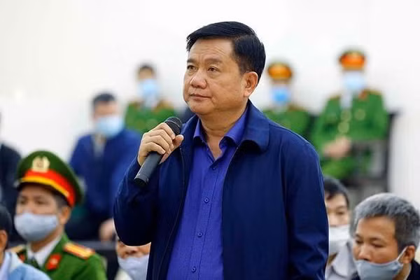 Vu an Ethanol Phu Tho: Dinh La Thang bi de nghi boi thuong 543 ti