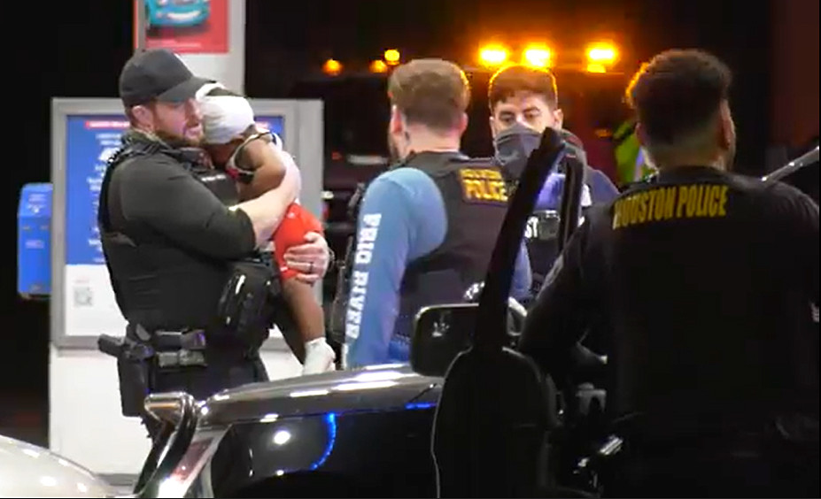 Trong một tuyên bố đưa ra ngày 16/3, Cảnh sát trưởng Houston, Art Acevedo, cho biết họ đang "hy vọng và cầu nguyện" cho sự bình phục hoàn toàn của Legend, đồng thời khẳng định rằng cảnh sát liên quan đã cố gắng ngăn chặn một vụ cướp có chủ đích. Ảnh: NBC News.