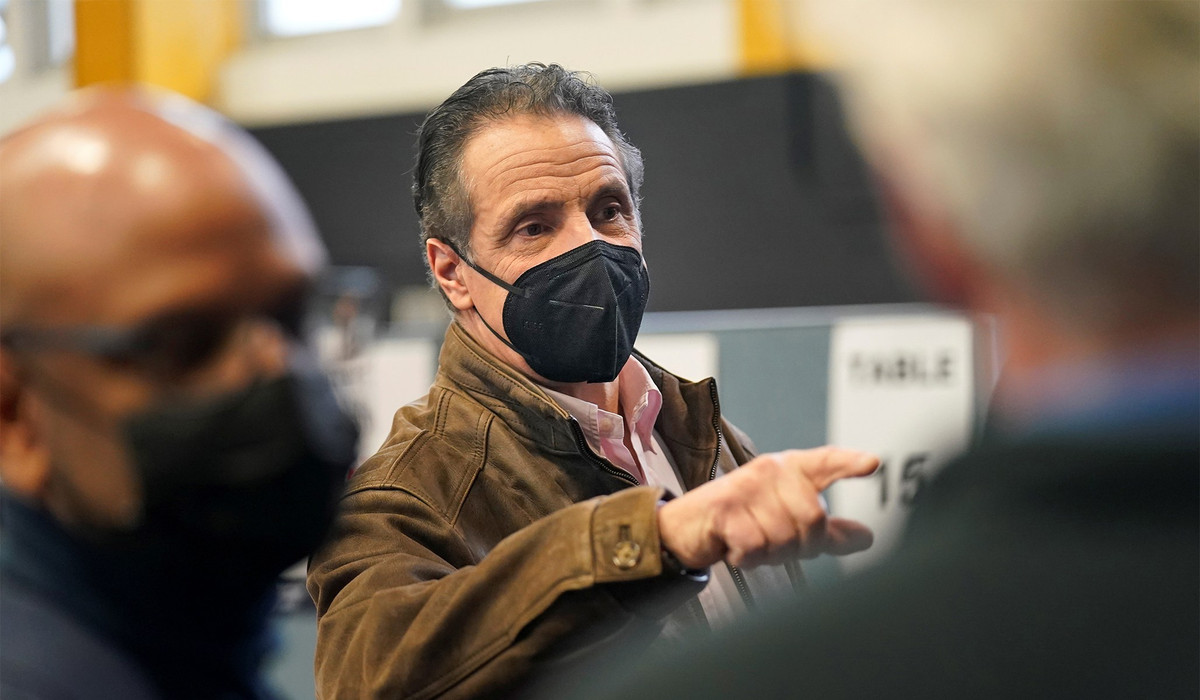 Năm 2006, ông Cuomo được bầu làm Tổng chưởng lý New York. Tiếp đến, ông giành chiến thắng trong cuộc bầu cử năm 2010 và trở thành Thống đốc New York, tái đắc cử hai lần sau đó. Ảnh: NR. 