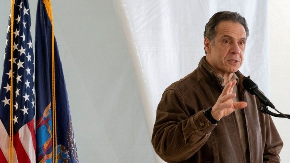 Thống đốc Cuomo sinh ngày 6/12/1957 tại Queens, New York, trong gia đình có 4 anh chị em. Cha ông là Mario Cuomo, người từng đảm nhiệm chức vụ Thống đốc New York. Ảnh: BBC. 