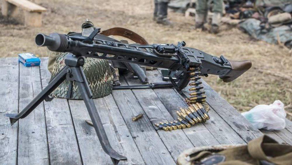 MG3 sử dụng cơ cấu cấp đạn dây 50 viên đạn cho mỗi đai tại nhà máy, xạ thủ có thể liên kết các đai bất kỳ lại với nhau để có dây đạn với chiều dài và cơ số mong muốn.