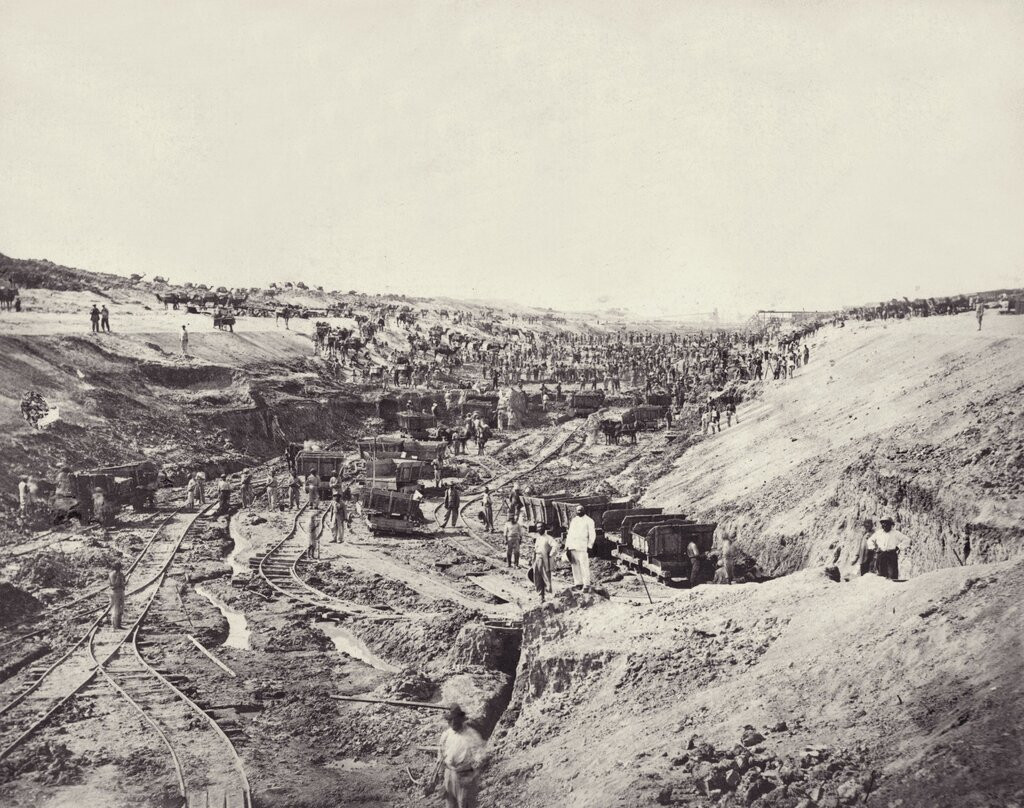 Được biết, khoảng 1,5 triệu công nhân đã tham gia vào quá trình xây dựng kênh đào Suez. Ảnh: Getty.